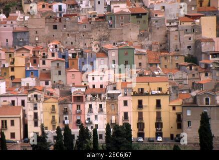 Bosa, Cerdeña, Italia (escaneado a partir de portaobjetos de color)