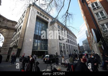Londres, Inglaterra, Reino Unido. 1 de marzo de 2021. El Hospital St Bartholomew es visto donde el duque de Edimburgo Príncipe Felipe (99) fue transferido hoy. Crédito: Tayfun Salci/ZUMA Wire/Alamy Live News