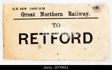 Antigua GNR Ferrocarril papel impreso etiqueta de equipaje a Retford Foto de stock