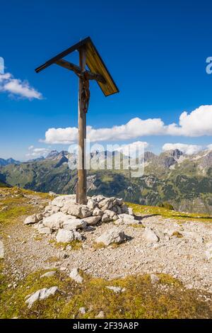 Geografía / viajes, Alemania, Baviera, cruce de caminos en Rappensee (Lago Rappen), Alpes de Allgaeu, Allgae, Libertad de Panorama Foto de stock