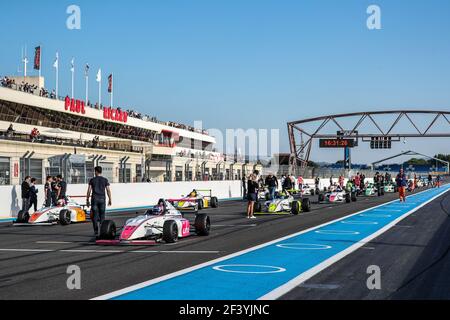 Parrilla de salida, parrilla de salida durante el campeonato francés del circuito FFSA GT 2018, del 12 al 14 de octubre en le castellet, Francia - Foto Marc de Mattia / DPPI