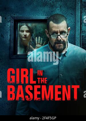 La Chica En El Sotano Español STEFANIE SCOTT en CHICA EN EL SÓTANO (2021), dirigida por ELISABETH ROHM. Crédito: Lifetime / Swirl Films / Album Fotografía de stock - Alamy