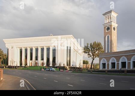 Tashkent Salón de Congresos Moderno Uzbekistán Asia Central Foto de stock