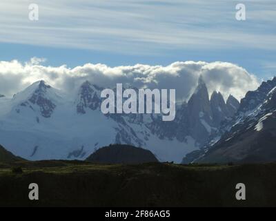 Impresionante cordillera de Cerro Torre, Patagonia, Argentina, Sudamérica