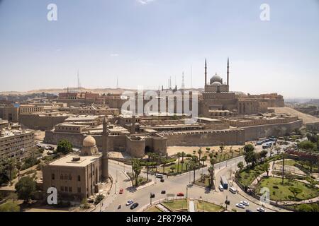 Vista de la ciudadela y la mezquita de Muhammad Ali, Ciudadela, El Cairo, Egipto Foto de stock
