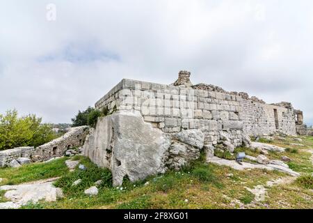 La ciudadela de Smar Jbeil, antiguo castillo de los cruzados en la ruina, Líbano Foto de stock