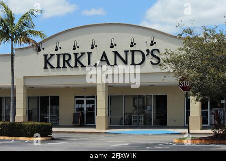 Conoce el nuevo concepto de tienda de hogar y decoración de Kirkland's