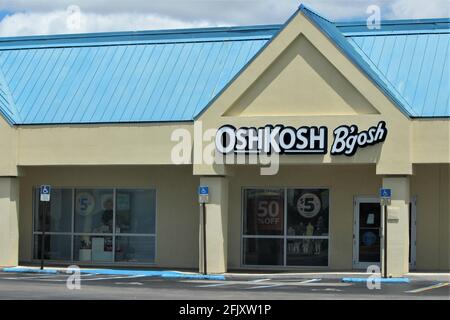 Tienda de ropa para ni os OshKosh B gosh en Hialeah FL. La