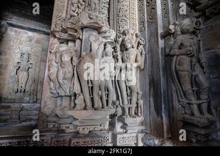 Detalle del Templo Chitragupta en Khajuraho, Madhya Pradesh, India. Forma parte del Grupo de Monumentos Khajuraho, declarado Patrimonio de la Humanidad por la UNESCO. Foto de stock