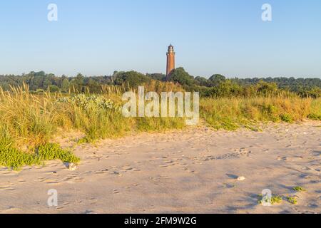 Faro de Neuland cerca de Behrensdorf, Schleswig-Holstein, Alemania Foto de stock