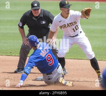 Pittsburgh Pirates' Bryan Reynolds waits his turn in the batting cage  before a baseball game against the Chicago White Sox in Pittsburgh,  Saturday, April 8, 2023. (AP Photo/Gene J. Puskar Stock Photo 