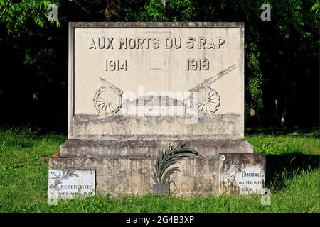 5th Regimiento de Artillería a Pie Memorial en Fleury-devant-Douaumont (Mosa), Francia Foto de stock