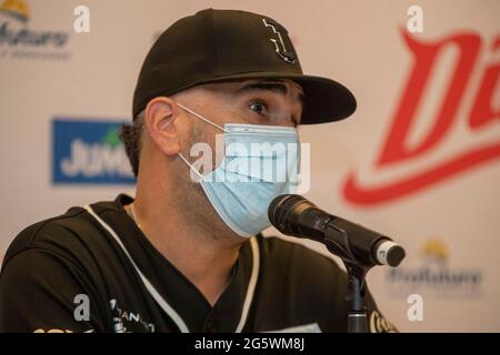 Non Exclusive: MEXICO CITY, MEXICO - JUNE 29: Oliver Perez, Omar Vizquel ,  Fernando Rodney of the Toros of Tijuana during a press conference before  Stock Photo - Alamy