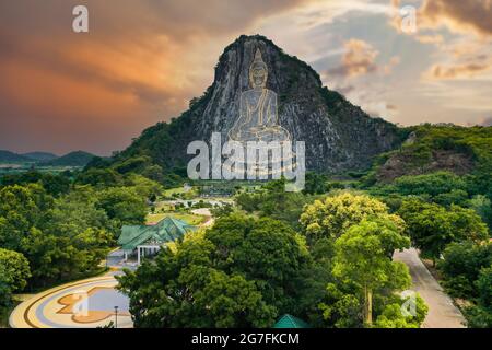 Buda Montaña en Pattaya, Chonburi, Tailandia
