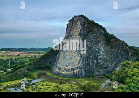 Buda Montaña en Pattaya, Chonburi, Tailandia