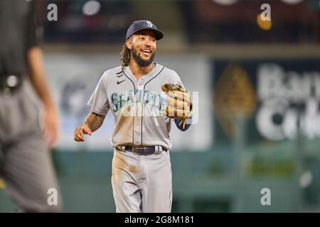 Denver, USA, 21st July 2021. July 1202021: Seattle shortstop J.P. Crawford  (3) during pregame with the Seattle Mariners and the Colorado Rockies held  at Coors Field in Denver Co. David Seelig/Cal Sport