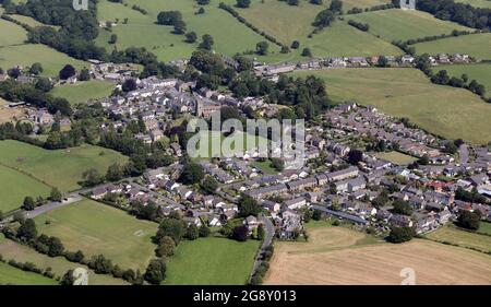 Vista aérea del pueblo de Waddington cerca de Clitheroe, este tomado del oeste Foto de stock