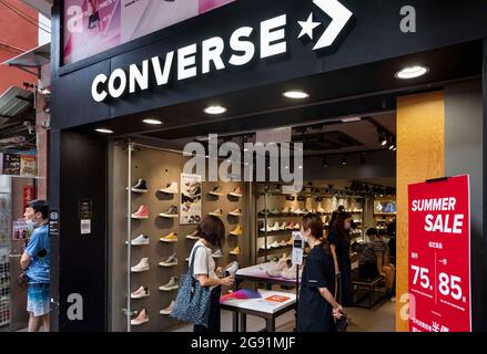 locales converse centro