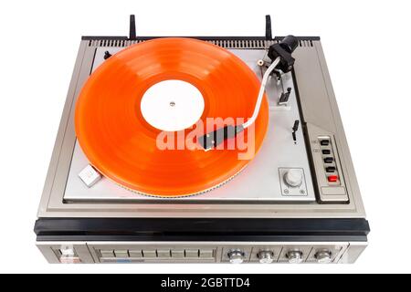 Vintage tocadiscos vinilo reproductor de discos en una mesa Fotografía de  stock - Alamy