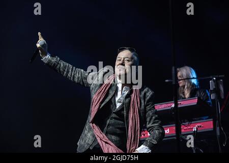 Jim Kerr y Simple Minds se presenta durante un concierto en Estocolmo, Suecia 6 de marzo de 2020 Foto Magnus Sandberg /Aftonbladet / TT Code 2512 / 4560 Foto de stock