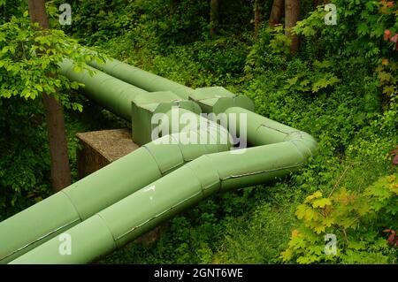 Un gasoducto de calefacción de distrito en Frankfurt. Foto de stock