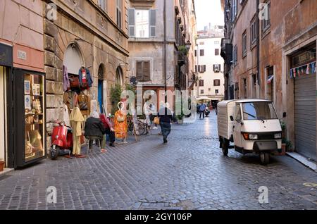 Italia, Roma, Via del Governo Vecchio Foto de stock