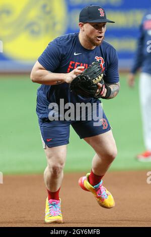 St. Petersburg, FL. USA; Boston Red Sox center fielder Jarren Duran (40)  during pregame warm-ups prior to a major league baseball game against the  Ta Stock Photo - Alamy