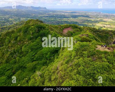 Vista aérea de Sleeping Giant en Kauai Foto de stock