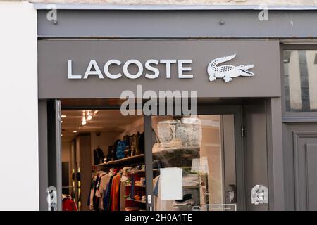 La boutique lacoste on sale