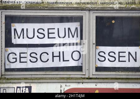Corona-Krise - Lockdown - Museo Geschlossenes en Österreich, Europa - Corona Crisis - Lockdown - Museo cerrado en Austria, Europa