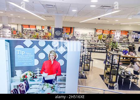 Miami Florida,Aventura Mall,Macy's grandes almacenes Martha Stewart accesorios de cocina venta de pantalla, interior interior Foto de stock