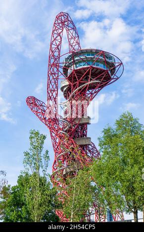 Londres, Reino Unido. 13th de julio de 2020. Tobogán de Arcelor Mattal en el Parque Olímpico Queen Elizabeth en Stratford. Foto de stock