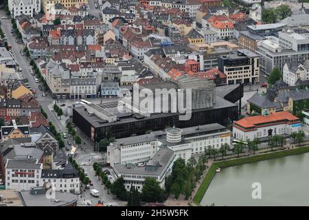 Bergen, Noruega - 13 de junio de 2012: Vista panorámica de la ciudad, vista superior Foto de stock