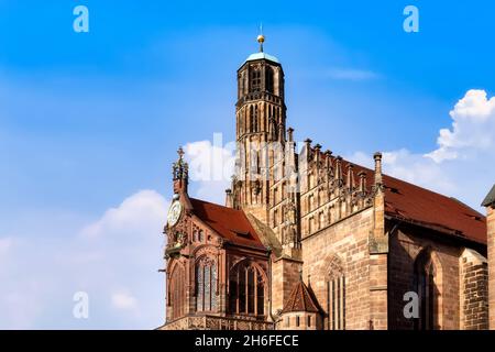 Iglesia de Nuestra Señora (Frauenkirche) en Nuremberg, Alemania