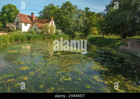 Willy Lott's Cottage Flatford en el río Stour en Suffolk, Inglaterra Foto de stock