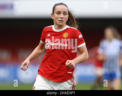 Crawley, Reino Unido, 12th de diciembre de 2021. Lucy Stanivorth de Manchester United durante el partido de la Super Liga Femenina de la FA en el estadio de la Pensión del Pueblo, Crawley. El crédito de la foto debe decir: Paul Terry / Sportage Crédito: Sportage / Alamy Live News