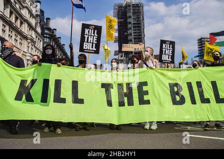 Londres, Reino Unido. 29th de mayo de 2021. Matar a los manifestantes Bill en la Plaza del Parlamento. Multitudes marcharon por el centro de Londres en protesta por la Ley de Policía, Crimen, Sentencias y Tribunales.