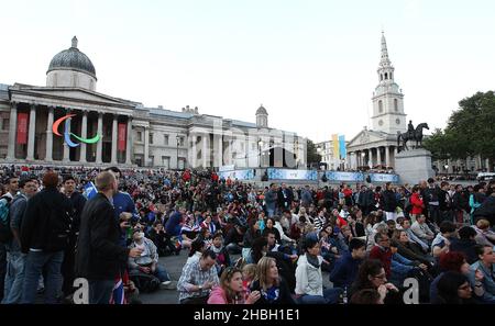 BT London Live Paralímpicos Ceremonia de Apertura Vistas Generales en Trafalgar Square en Londres. Foto de stock