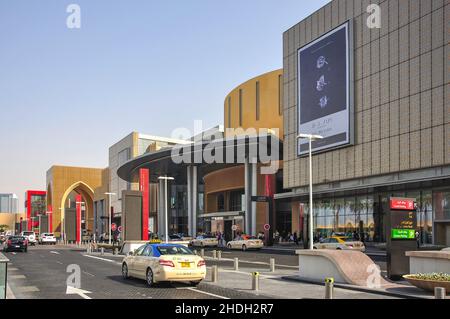 Entrada principal al centro comercial Dubai Mall, el centro de Dubai, el Centro Comercial, Dubai, Emiratos Árabes Unidos. Foto de stock