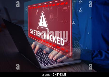 Alerta de sistema pirateado después de un ataque cibernético en la red informática. Vulnerabilidad de ciberseguridad, filtración de datos, conexión ilegal, conexión de información comprometida Foto de stock