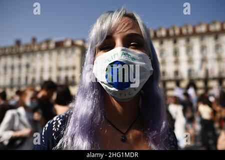 Marco Alpozzi/LaPresse 24 de septiembre de 2021 Turín, Italia Noticias La huelga climática global en Turín en la foto: Un momento de manifestación
