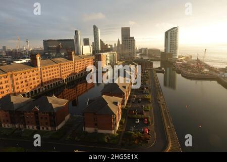 Prince Half Tide Dock, Liverpool Waters, Merseyside, Reino Unido Foto de stock