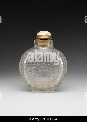 Botella de rapé con el carácter de la longevidad (shou) 19th siglo China. Botella de rapé con el carácter de longevidad (shou) 41217 Foto de stock