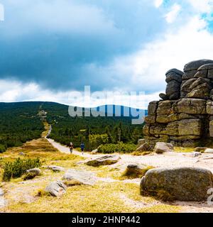 Montañas gigantes (Karkonosze) paisaje otoñal