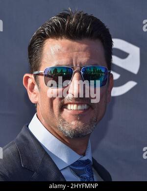 Nomar Garciaparra asistió al evento anual de Gala de Diamante Azul 4th en el Estadio Dodger el 11 de junio de 2018 en Los Angeles, CA