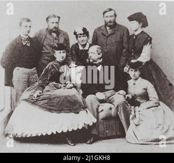Retrato en grupo de Otto von Bismarck con familiares y amigos en Rügen. 1866 Otto, Príncipe de Bismarck, Conde de Bismarck-Schönhausen, Duque de Lauenburg Foto de stock