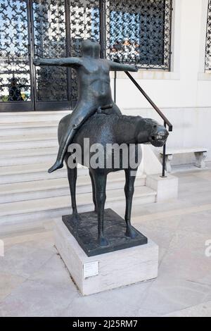 Marino Marini Escultura 'El Ángel de la Ciudad' Colección Peggy Guggenheim  Venecia Italia Fotografía de stock - Alamy