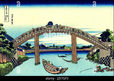 Japón: «Bajo el puente Mannen en Fukagawa». Ukiyo-e estampado de bloques de madera de la serie 'Treinta y seis vistas del Monte Fuji' de Katsushika Hokusai (31 de octubre de 1760 - 10 de mayo de 1849), c. 1830. El Monte Fuji es la montaña más alta de Japón a 3.776,24 m (12.389 pies). Un estratovolcán activo que estalló por última vez en 1707–08, el Monte Fuji se encuentra a unos 100 km al suroeste de Tokio. El cono excepcionalmente simétrico del Monte Fuji es un símbolo y un icono bien conocido de Japón y se representa con frecuencia en el arte y las fotografías. Es una de las “Tres Montañas Sagradas” de Japón junto con el Monte Tate y el Monte Haku. Foto de stock