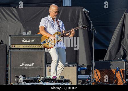 Autodromo Enzo e Dino Ferrari 25 Junio 2022 Pixies - Pearl Jam Inauguración - en vivo en Imola Italia © Andrea Ripamonti / Alamy Foto de stock