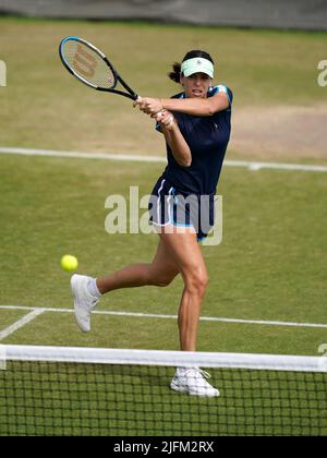 Ajla Tomljanovic durante una sesión de práctica en el octavo día del